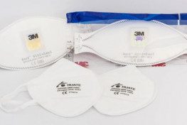 У Німеччині людям з груп ризику нададуть безкоштовні маски для обличчя